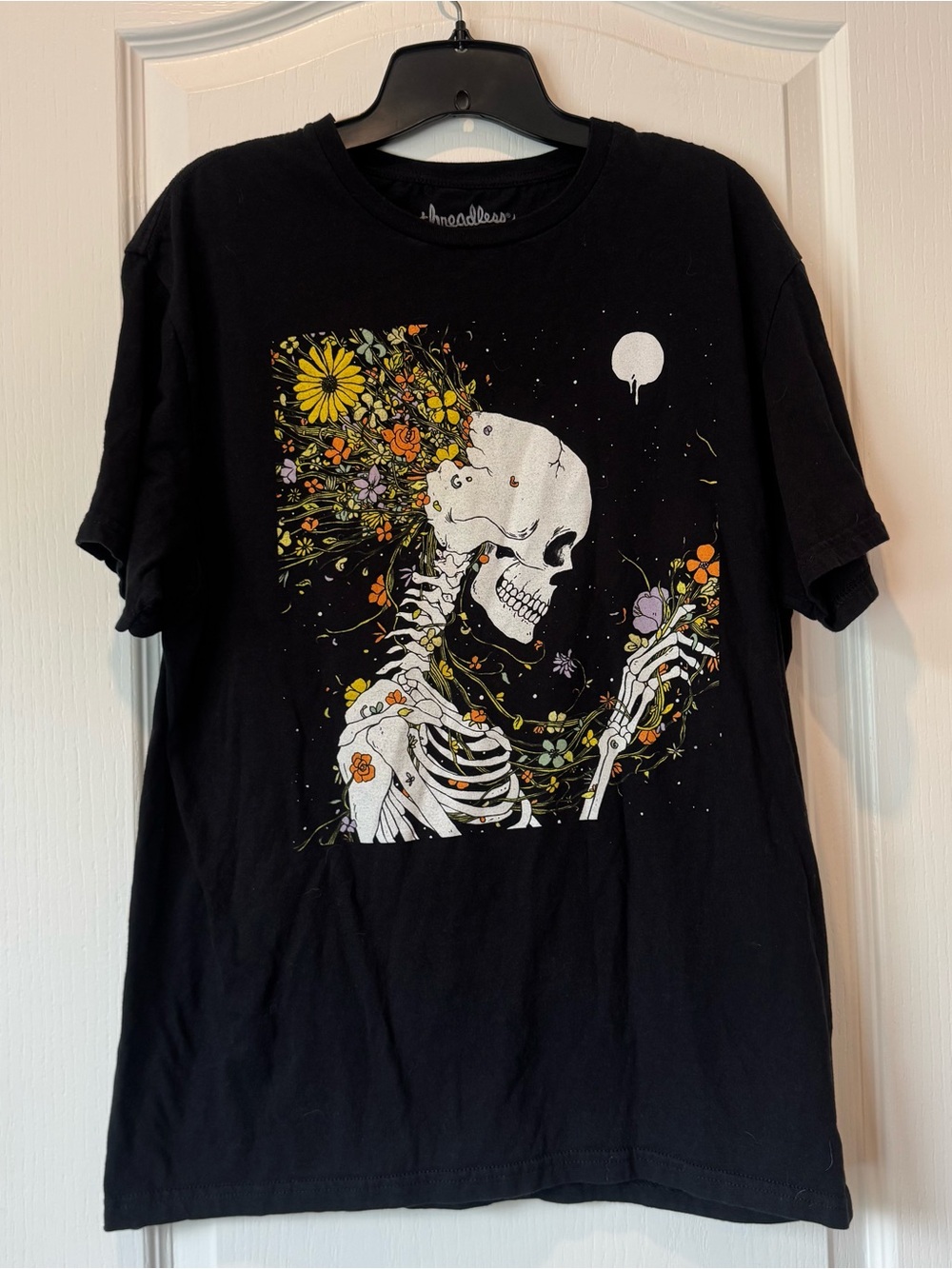 L Threadless Skeleton & Floral Graphic Tee -